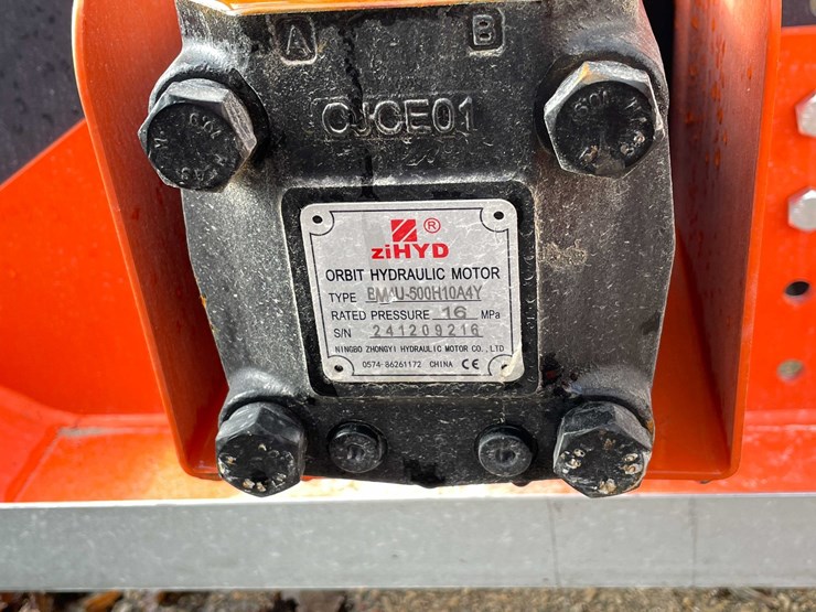 #9029-•-unused-wig-72"-bi-directional-skid-steer-rototiller-(o12)-image-8