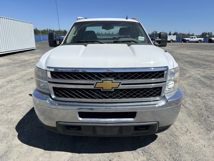 2012-chevrolet-silverado-2500-image-8