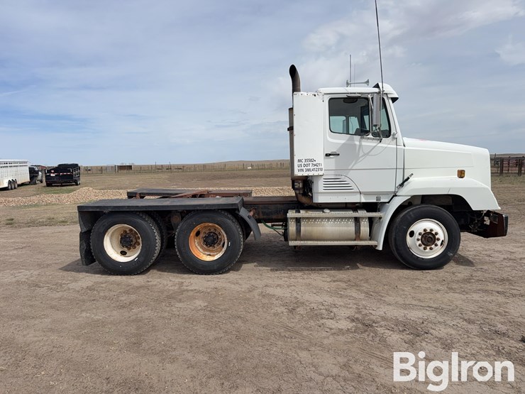 1991-freightliner-flc112-image-4