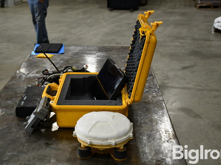 trimble-tmx2050-image-8