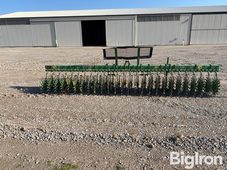 john-deere-400-image-6