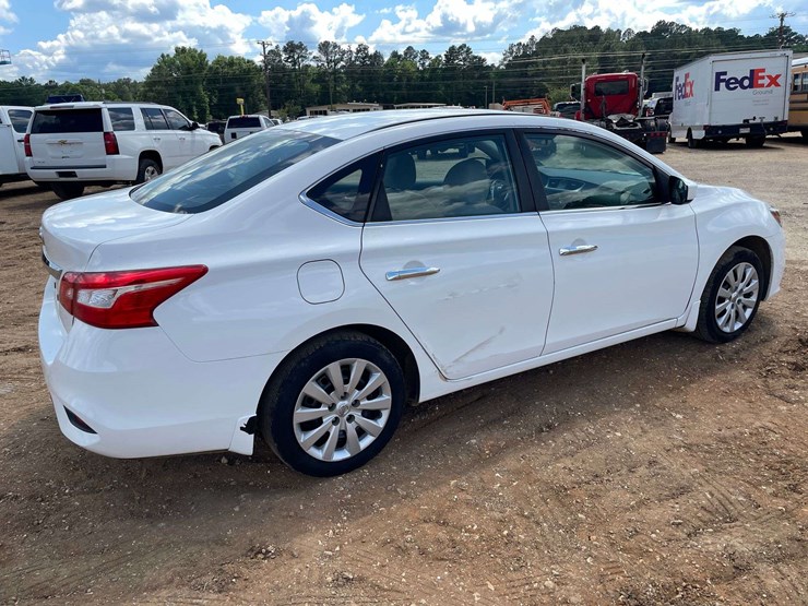 2017-nissan-sentra-4-door-sedan-(130,684-miles)-image-3