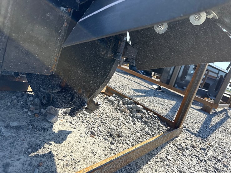 #45372-•-unused-top-cat-skid-steer-stump-grinder-ecssstg20026020501a-image-7
