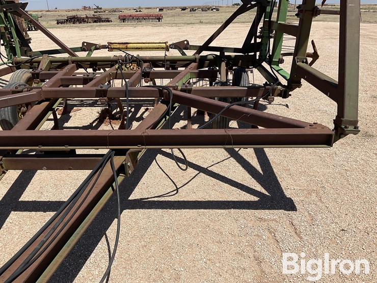 john-deere-1610-image-15