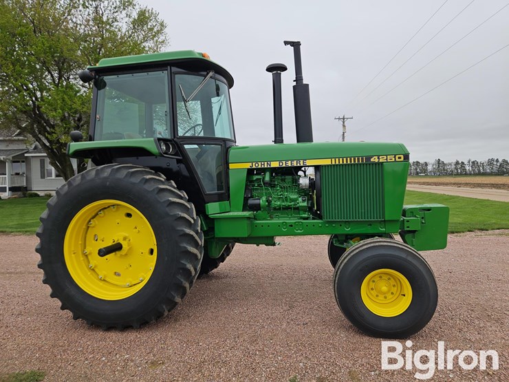 1983-john-deere-4250-image-4