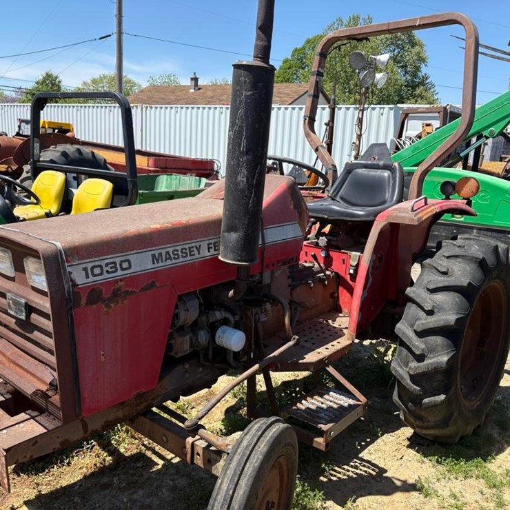 MASSEY-FERGUSON 1030