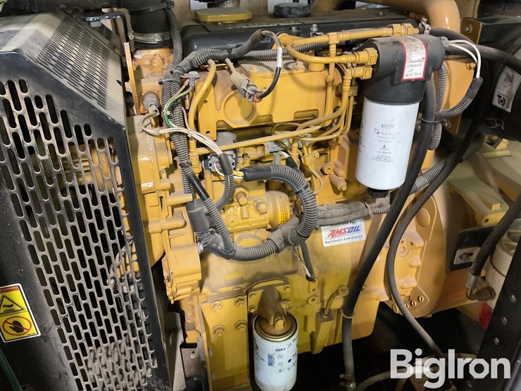 2006-caterpillar-xq60-4-image-10