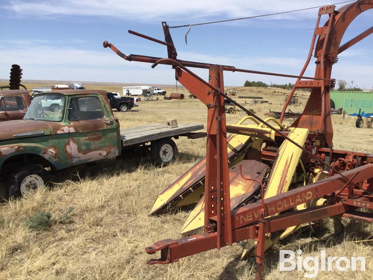 new-holland-880-image-9
