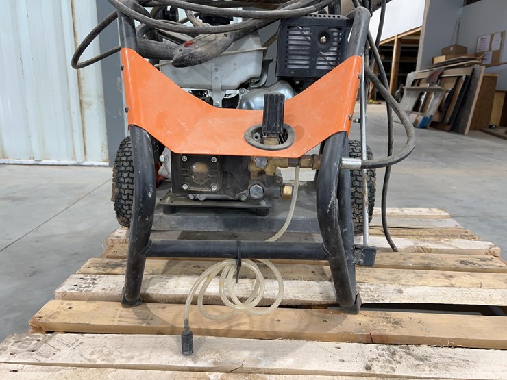 2023-stihl-rb-800-pressure-washer-image-10