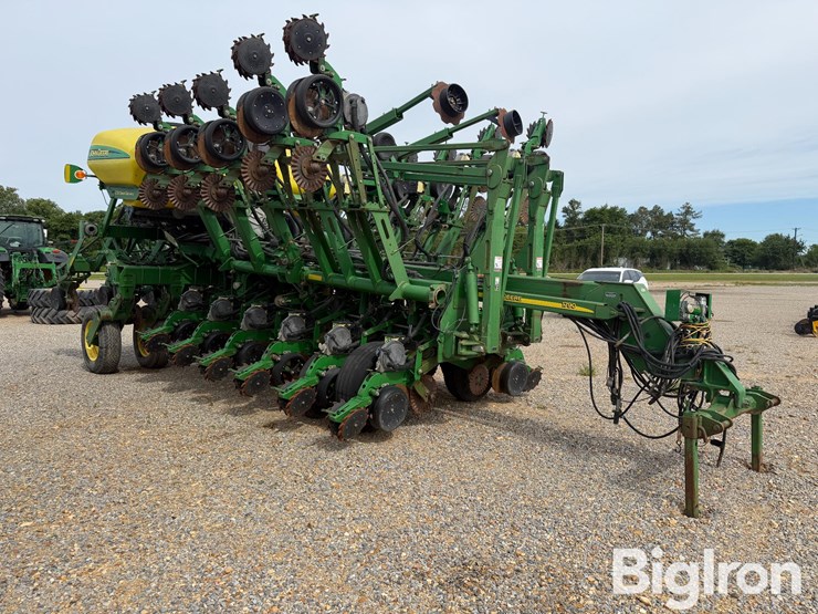 2009-john-deere-1790-image-3