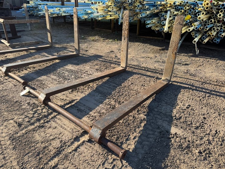 #3943-•-approx-48"-loader-forks-image-1