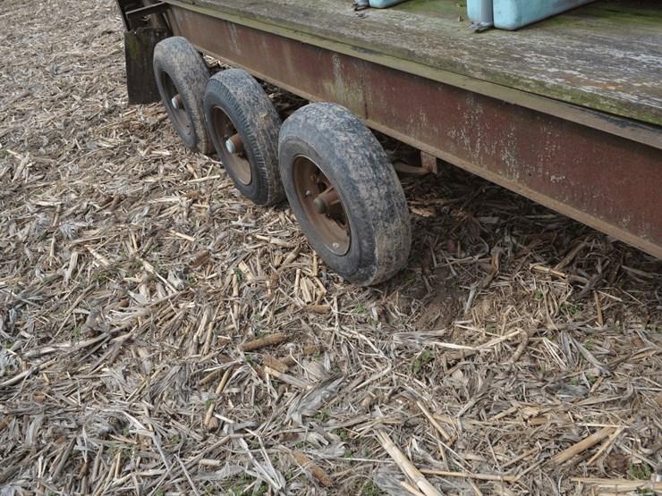 1000-gallon-poly-tank-on-homemade-trailer-image-3