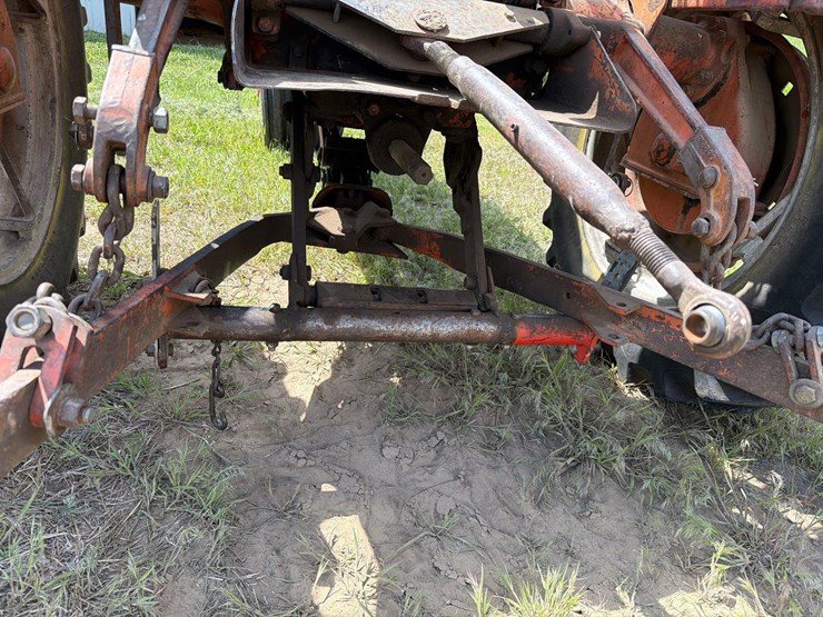 allis-chalmers-wd-tractor-image-22