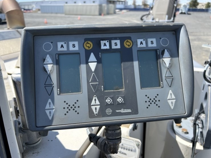 2012-wirtgen-w120fi-image-16