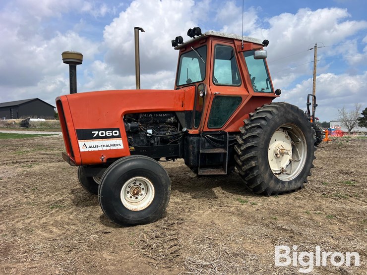 1978-allis-chalmers-7060-image-1