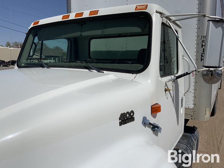 2000-international-4900-image-10