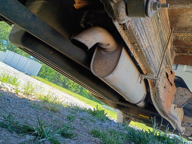 #24570-•-2001-chevrolet-silverado-pickup-truck-image-88