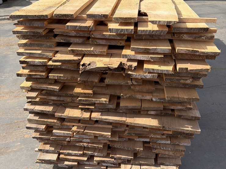 rough-saw-pine-lumber-image-4