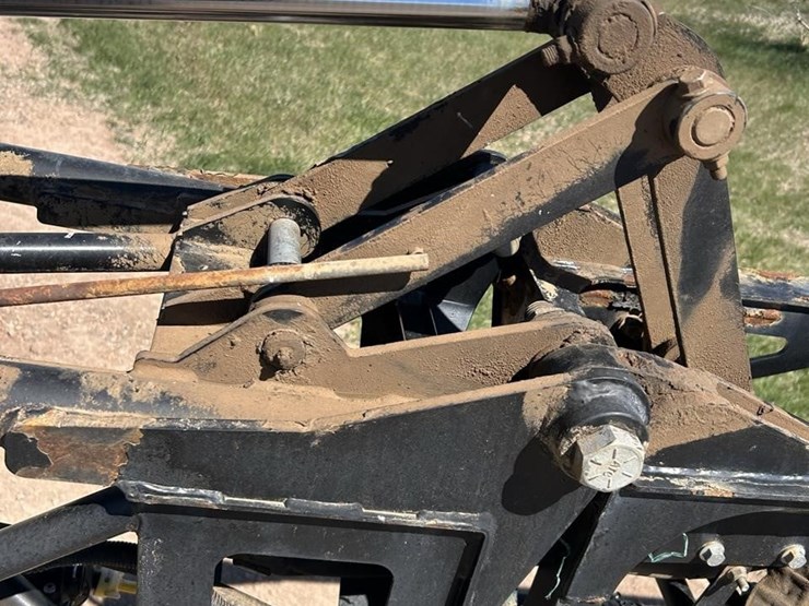 2012-john-deere-4940-image-107
