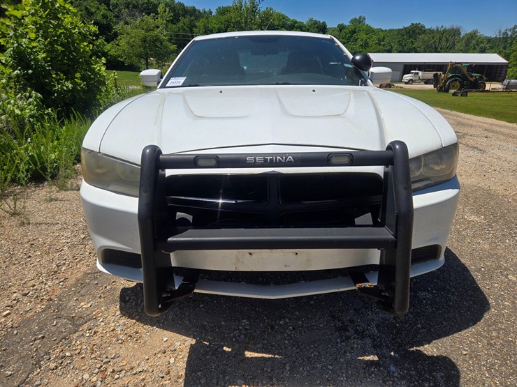#24339-•-2014-dodge-charger-passenger-car-image-14