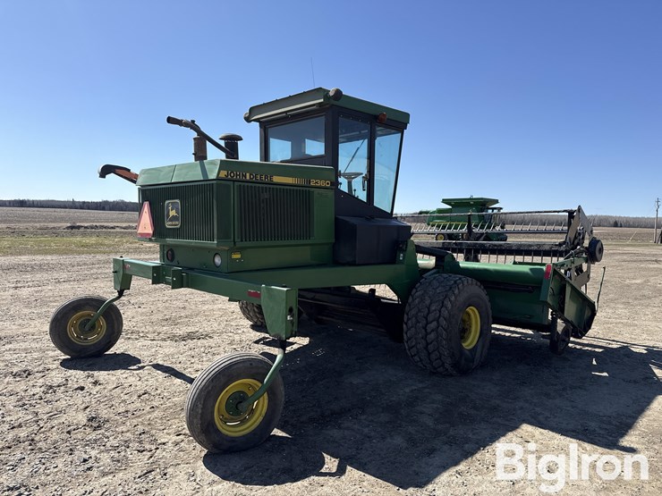 john-deere-2360-image-5