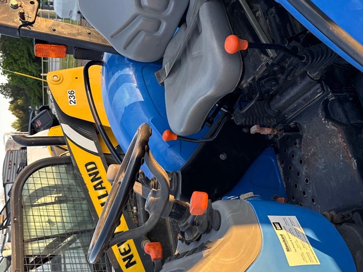 new-holland-workmaster-50-image-9