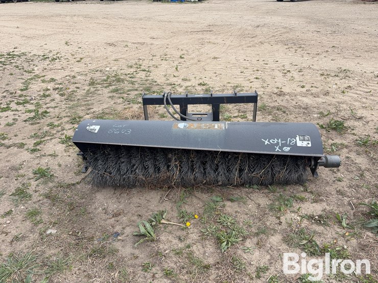 jct-rotary-broom-skid-steer-attachment-image-2