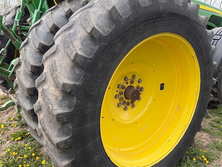 john-deere-8320-image-17