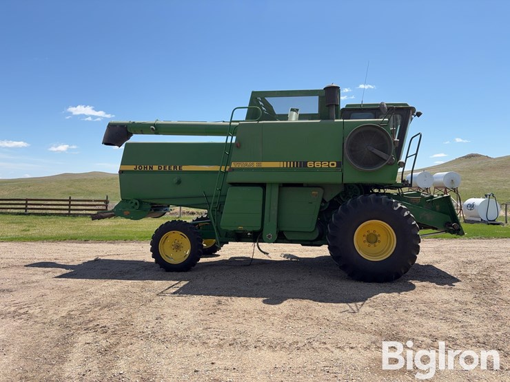 john-deere-6620-titan-ii-image-4