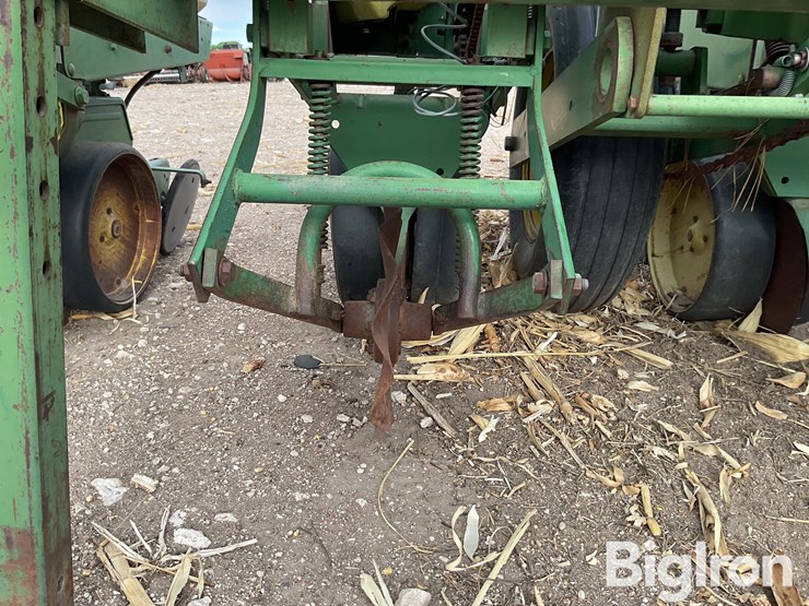 john-deere-7100-image-16