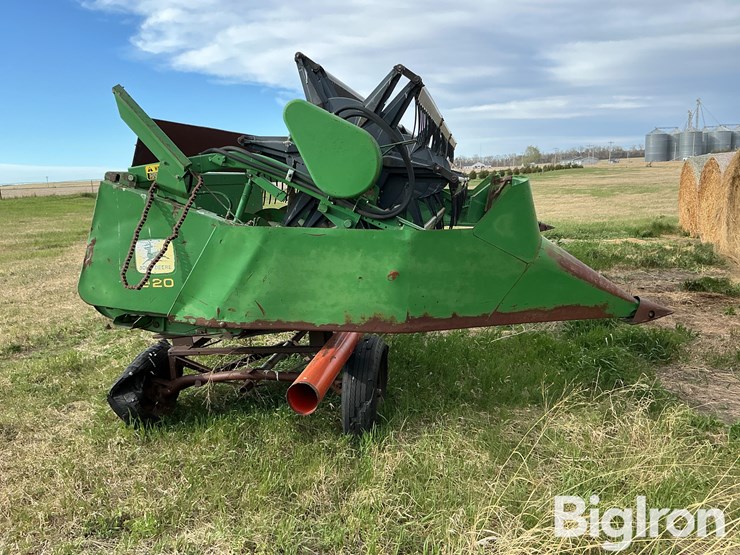 1988-john-deere-920-image-3