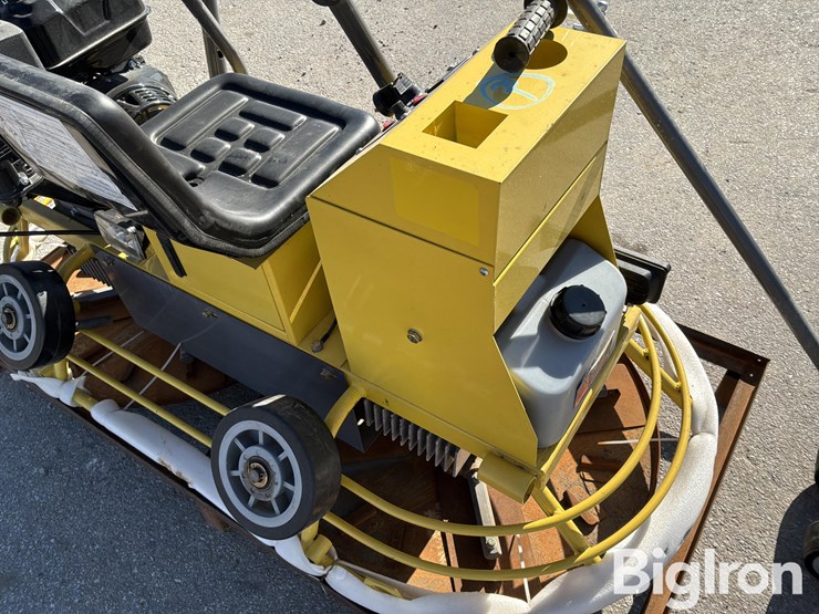 2025-massey-ferguson-730-image-11
