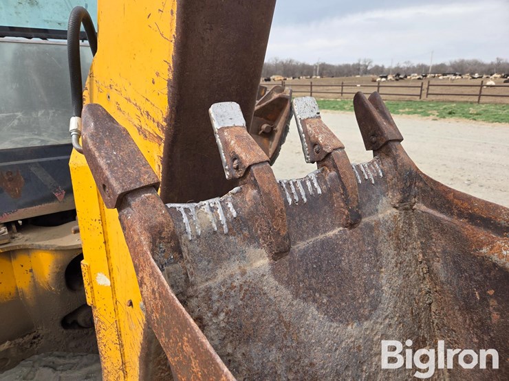 deere-410b-image-12