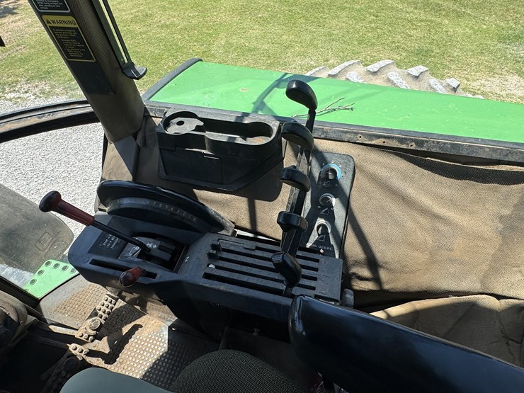 1990-john-deere-4755-image-37