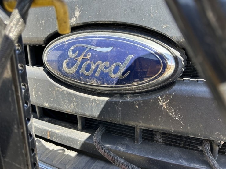 2013-ford-f250-sd-image-9