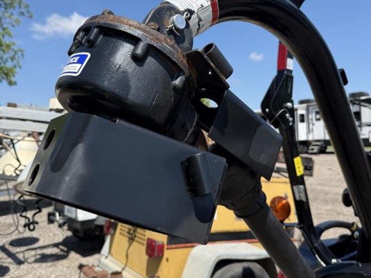 2023-yanmar-223-image-12