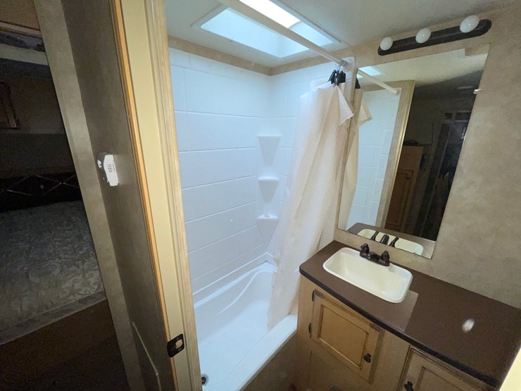 #7050-•-2010-spree-lx-superlite-camper-(has-mn-title)-image-74