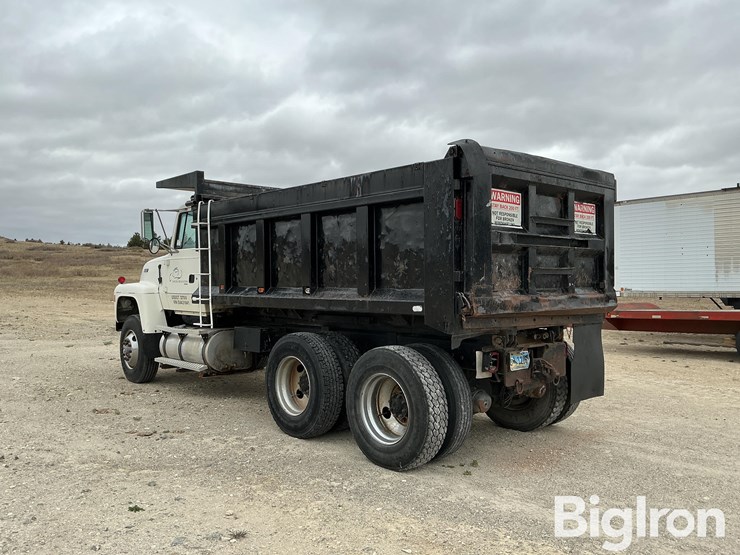 1995-ford-lt8000-image-7