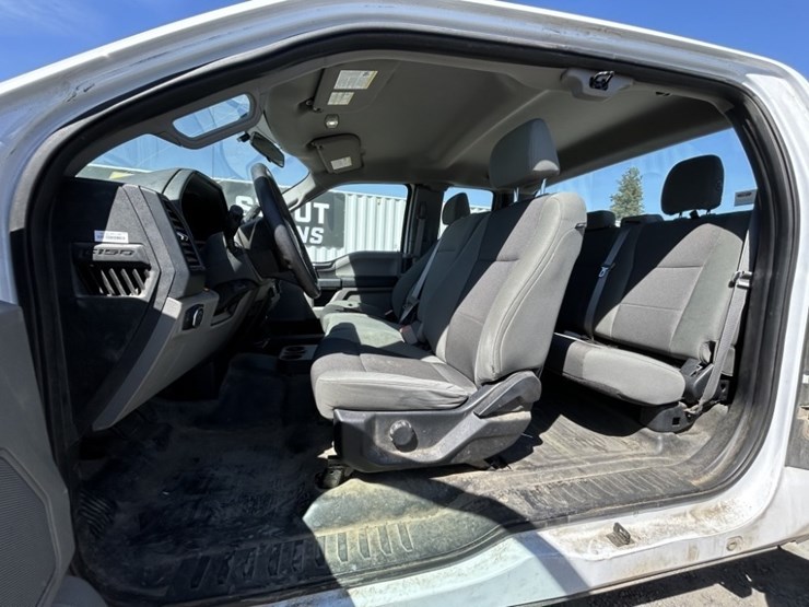 2016-ford-f150-xl-image-23
