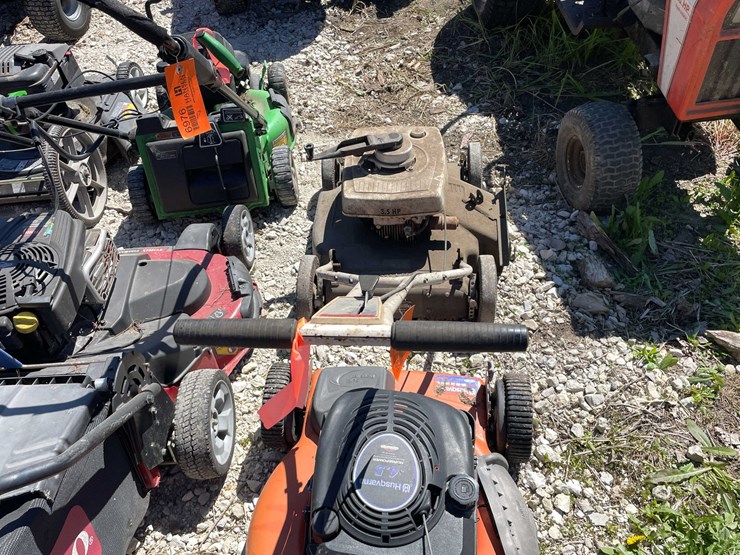 #6977-•-craftsman-lawn-mower-image-2