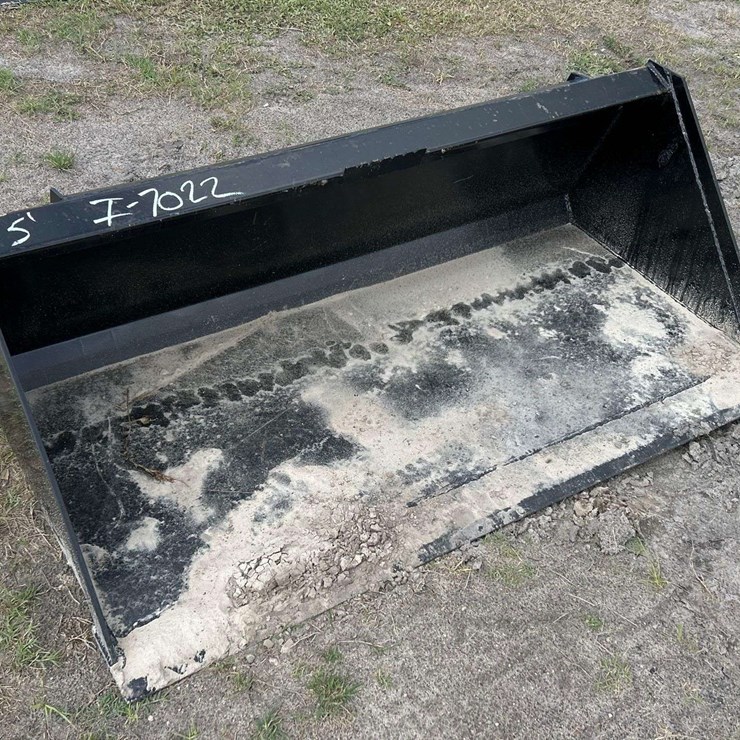 2025 Swict 60in Bucket Skid Steer Attachment