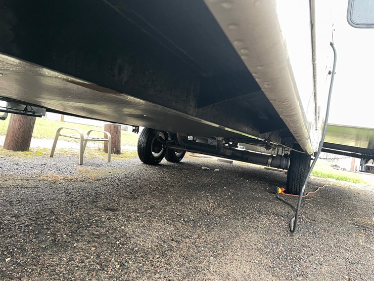 #7050-•-2010-spree-lx-superlite-camper-(has-mn-title)-image-19