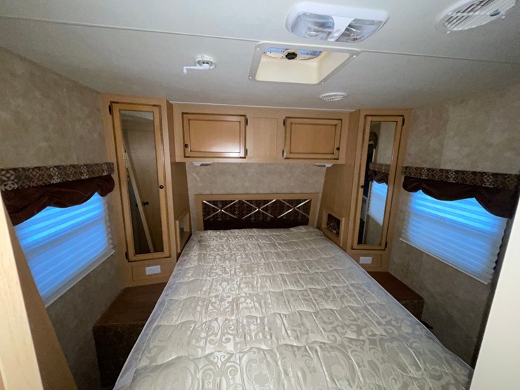 #7050-•-2010-spree-lx-superlite-camper-(has-mn-title)-image-66