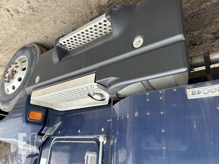 1999-kenworth-t600-image-49