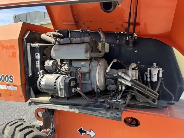 2013-jlg-600s-image-15