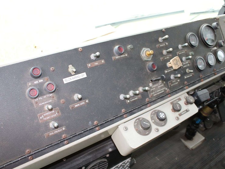 1991-oshkosh-t1500-image-35