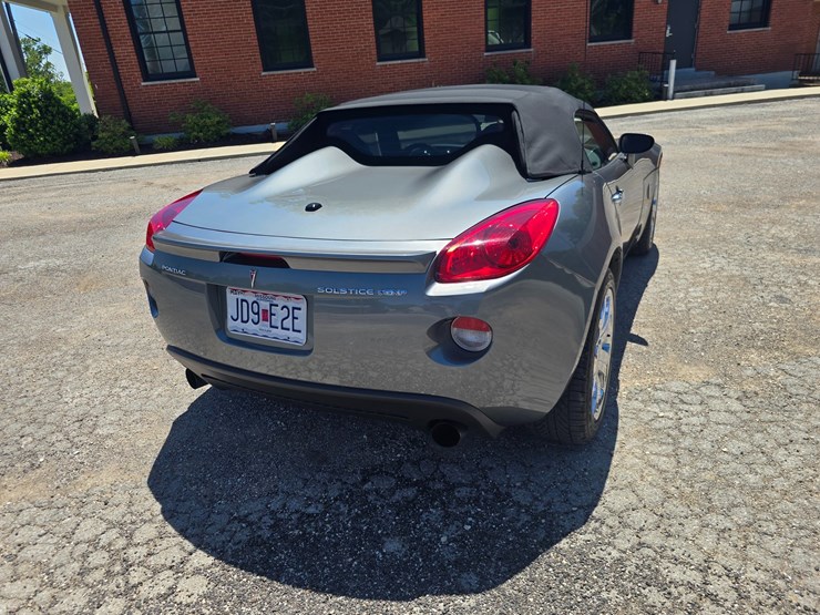 #24025-•-2007-pontiac-solstice-gxp-convertible-image-13
