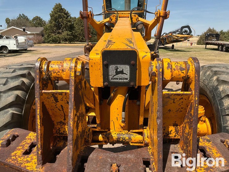 john-deere-770-image-19