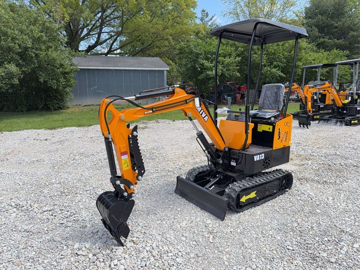 2026-miva-va13-mini-excavator-image-1