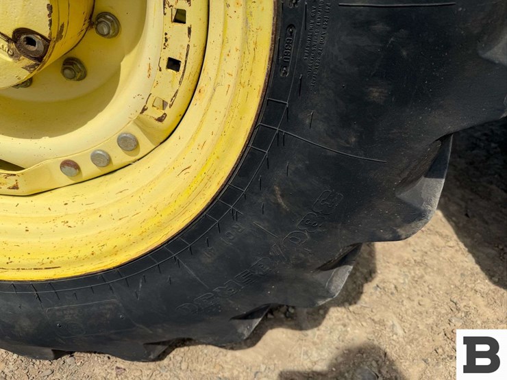 2003-john-deere-7520-image-12